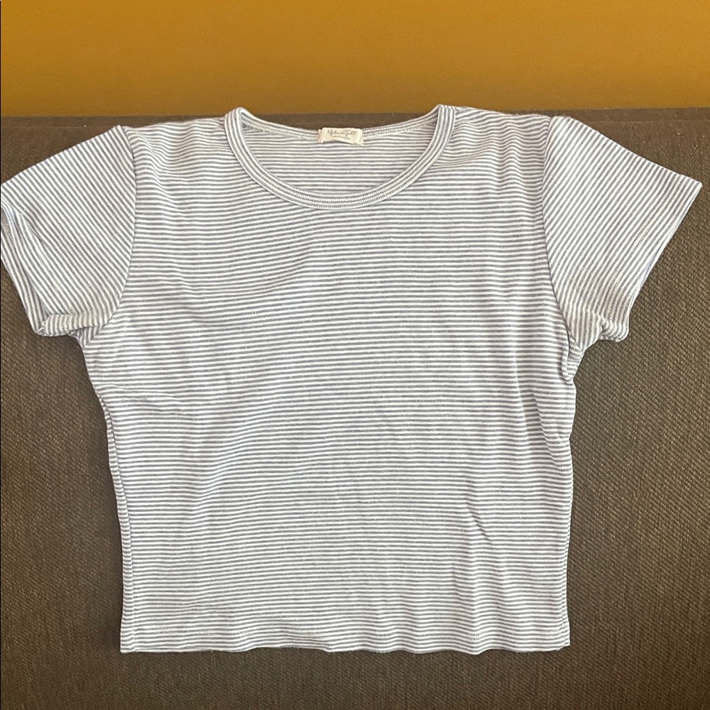 Classic Striped Short-Sleeve Crewneck Tee - White & Light Gray
